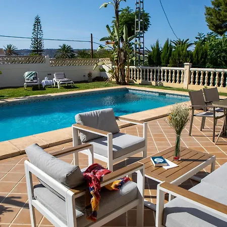 Villa Adsubia En By Family Homes